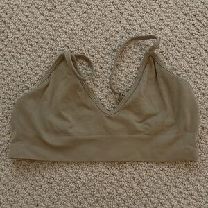Skims Seamless V-Neck Bralette in Olive Tan